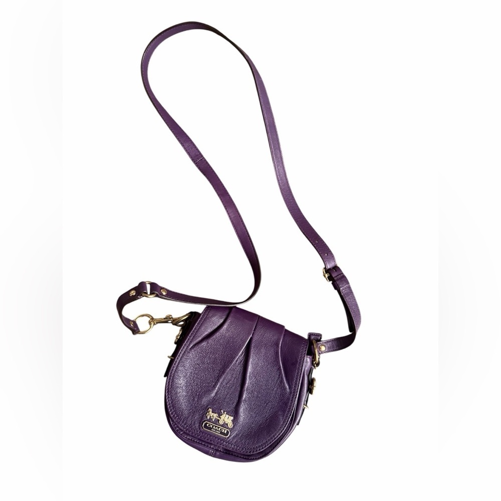 Rear Coach Purple Leather Crossbody Bag